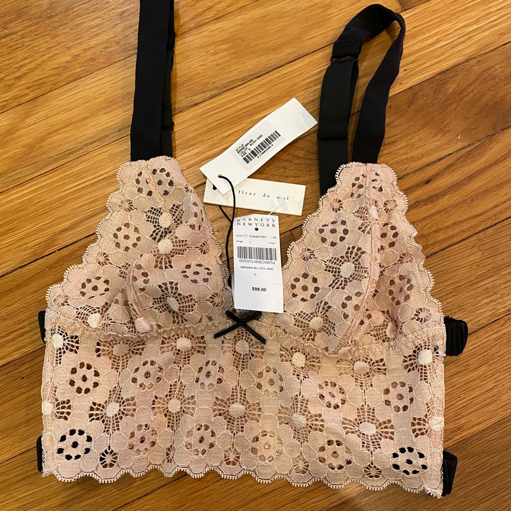NWT Barney’s New York bra in blush - Picture 1 of 3
